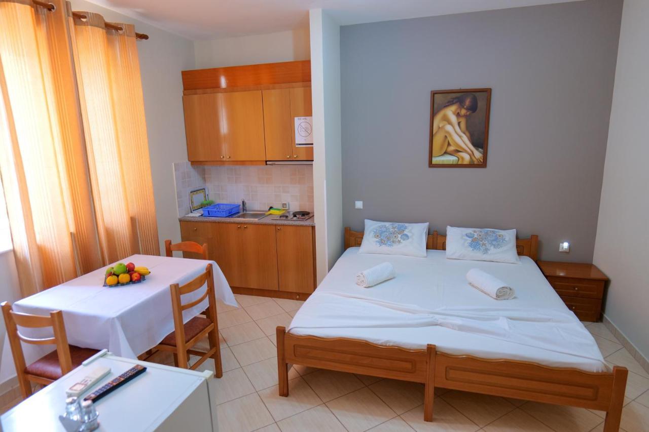 Elidon Apartments Sarande Bagian luar foto