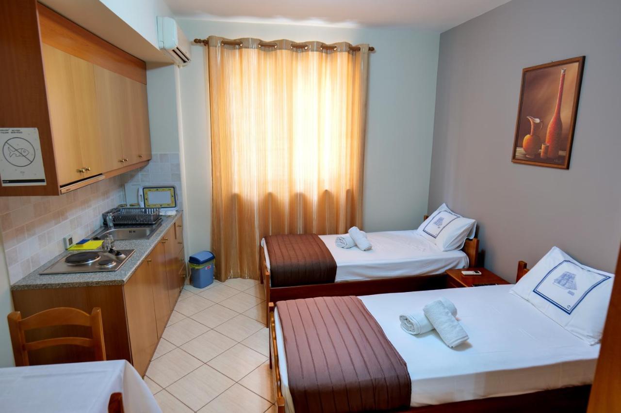 Elidon Apartments Sarande Bagian luar foto